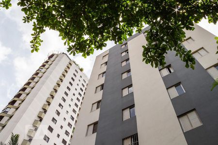Apartamento à venda com 66m², 2 quartos e 1 vagaFachada