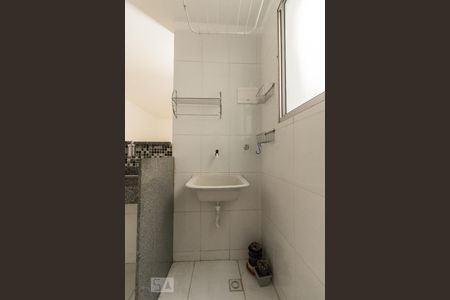 Área Serviço de apartamento para alugar com 2 quartos, 44m² em São João Batista (venda Nova), Belo Horizonte