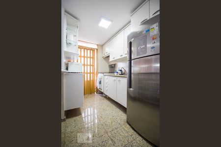 Apartamento para alugar com 60m², 1 quarto e 2 vagas Apartamento para alugar com 60m², 1 quarto e 2 vagasCozinha