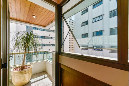 Apartamento para alugar com 54m², 1 quarto e 1 vaga Apartamento para alugar com 54m², 1 quarto e 1 vagaSacada da Sala