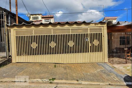 Casa de casa à venda com 4 quartos, 117m² em Jardim Aeroporto, São Paulo