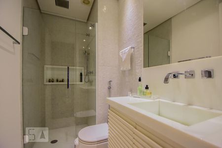 Apartamento para alugar com 121m², 2 quartos e 2 vagasBanheiro