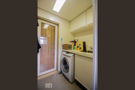 Apartamento para alugar com 121m², 2 quartos e 2 vagasLavanderia