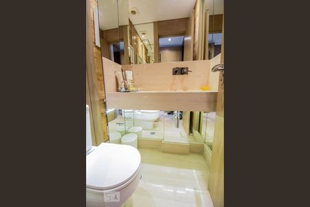 Apartamento para alugar com 121m², 2 quartos e 2 vagasBanheiro