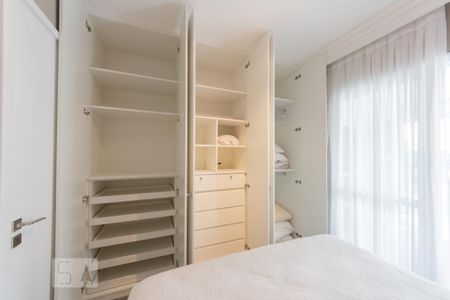 Quarto (detalhe) de apartamento para alugar com 1 quarto, 56m² em Paraíso, São Paulo