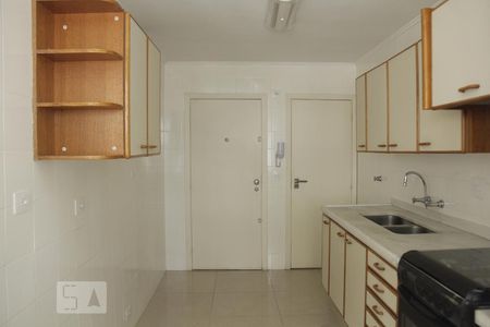 Apartamento à venda com 96m², 2 quartos e 1 vagaCozinha