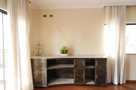 Casa à venda com 600m², 5 quartos e 3 vagasSuíte 1