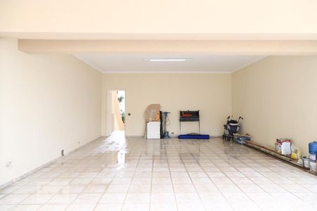 Casa à venda com 600m², 5 quartos e 3 vagasGaragem