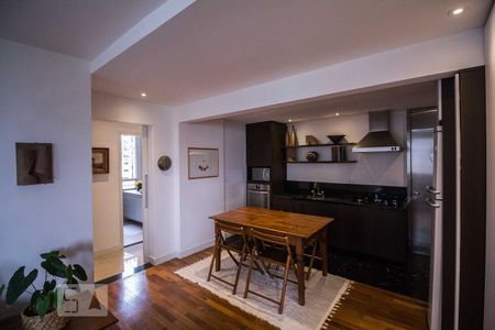 Cozinha de apartamento para alugar com 2 quartos, 105m² em Paraíso, São Paulo