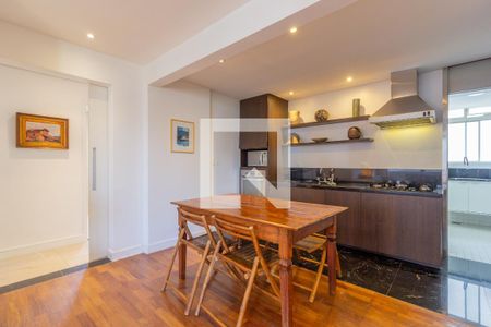 Cozinha de apartamento para alugar com 2 quartos, 105m² em Paraíso, São Paulo