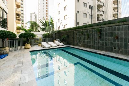 Apartamento à venda com 65m², 2 quartos e 1 vaga Apartamento à venda com 65m², 2 quartos e 1 vagaPiscina