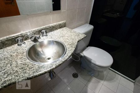Apartamento à venda com 65m², 2 quartos e 1 vaga Apartamento à venda com 65m², 2 quartos e 1 vagaSuíte