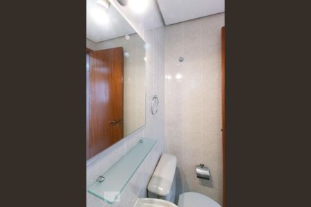 Apartamento à venda com 65m², 2 quartos e 1 vaga Apartamento à venda com 65m², 2 quartos e 1 vagaBanheiro Social