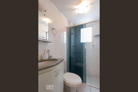 Banheiro de apartamento para alugar com 2 quartos, 50m² em São Bernardo, Campinas
