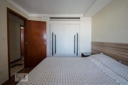 Suíte  de apartamento para alugar com 3 quartos, 162m² em Santa Maria, São Caetano do Sul