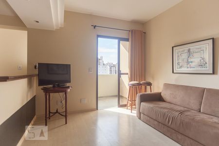 Sala de apartamento para alugar com 1 quarto, 50m² em Cambuí, Campinas