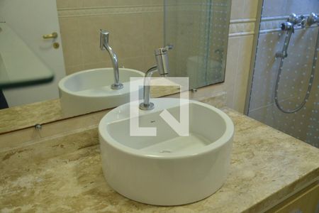 Apartamento para alugar com 80m², 2 quartos e 1 vagaBanheiro