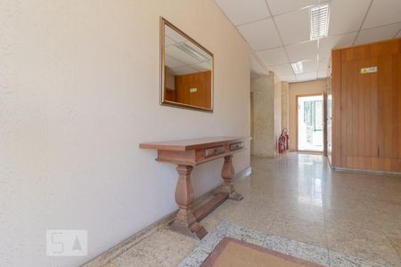 Apartamento à venda com 85m², 3 quartos e 1 vaga Apartamento à venda com 85m², 3 quartos e 1 vagaHall social