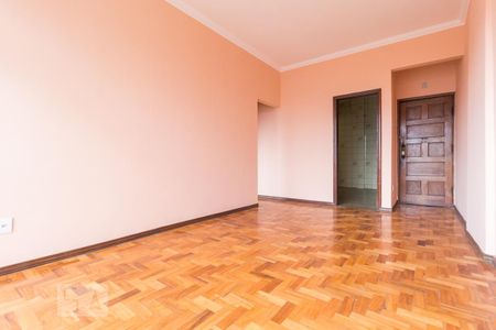 Sala de apartamento para alugar com 3 quartos, 107m² em Centro, Belo Horizonte