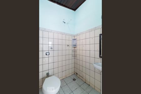 Casa para alugar com 80m², 1 quarto e 2 vagas Casa para alugar com 80m², 1 quarto e 2 vagasBanheiro