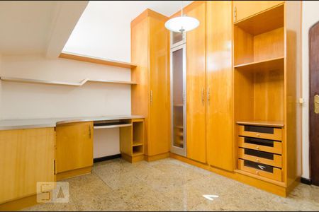 Casa à venda com 266m², 3 quartos e 4 vagasQuarto 1