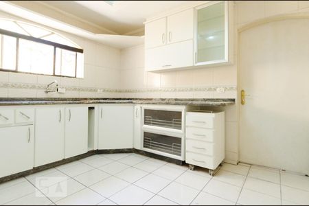 Casa à venda com 266m², 3 quartos e 4 vagasCozinha