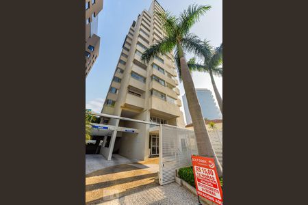 Studio para alugar com 30m², 1 quarto e 1 vaga Studio para alugar com 30m², 1 quarto e 1 vagaFachada