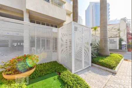 Studio para alugar com 30m², 1 quarto e 1 vaga Studio para alugar com 30m², 1 quarto e 1 vagaFachada