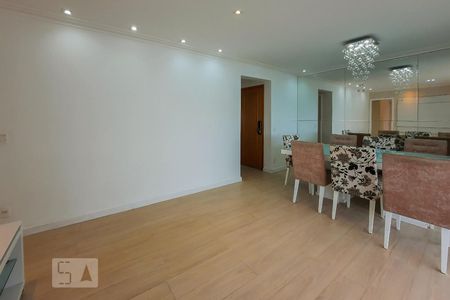 Apartamento para alugar com 107m², 3 quartos e 2 vagasSala