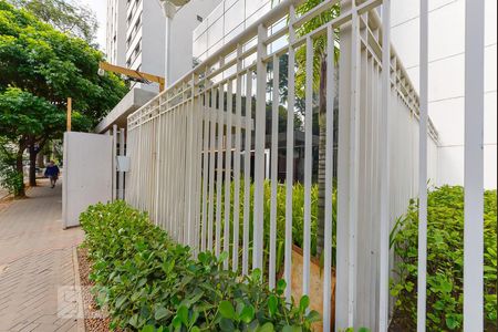 Apartamento à venda com 65m², 2 quartos e 1 vaga Apartamento à venda com 65m², 2 quartos e 1 vagaFachada