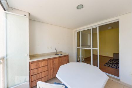 Apartamento à venda com 65m², 2 quartos e 1 vaga Apartamento à venda com 65m², 2 quartos e 1 vagaVaranda
