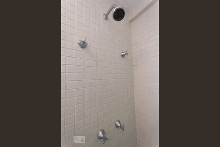 Banheiro de apartamento à venda com 1 quarto, 40m² em Jacarepaguá, Rio de Janeiro