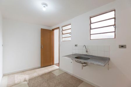 Cozinha de apartamento para alugar com 2 quartos, 55m² em Aclimação, São Paulo