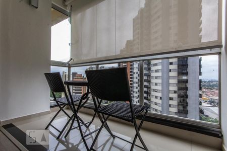 Sala (varanda) de apartamento à venda com 4 quartos, 135m² em Vila Suzana, São Paulo