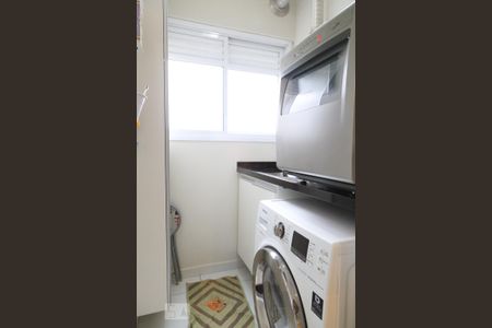 Área de serviço de apartamento para alugar com 1 quarto, 71m² em Vila Isolina Mazzei, São Paulo