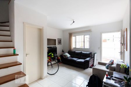 Casa para alugar com 2 quartos, 74m² em Vila Monte Alegre, São Paulo