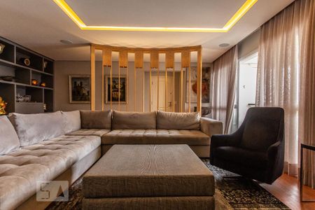 Apartamento para alugar com 150m², 2 quartos e 3 vagas Apartamento para alugar com 150m², 2 quartos e 3 vagasSala