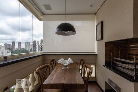 Apartamento para alugar com 150m², 2 quartos e 3 vagas Apartamento para alugar com 150m², 2 quartos e 3 vagasVaranda Gourmet