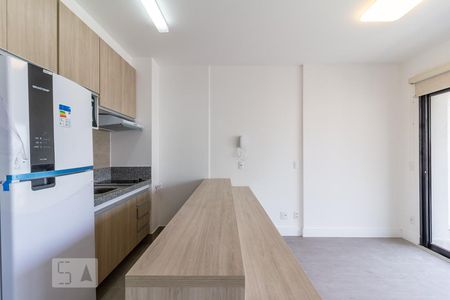 Cozinha de kitnet/studio para alugar com 1 quarto, 39m² em Itaim Bibi, São Paulo