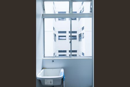 Apartamento para alugar com 64m², 2 quartos e 1 vagaÁrea de Serviço