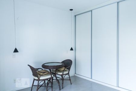 Apartamento para alugar com 64m², 2 quartos e 1 vagaQuarto - Suíte