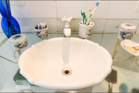 Casa à venda com 360m², 4 quartos e 4 vagas Casa à venda com 360m², 4 quartos e 4 vagasBanheiro da Suíte 1