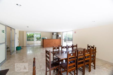 Apartamento para alugar com 60m², 2 quartos e 1 vagaSalão de festas