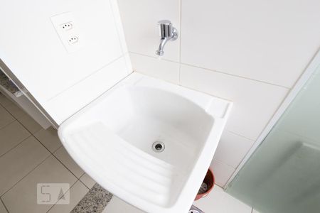 Apartamento para alugar com 65m², 2 quartos e 1 vagaárea de serviço