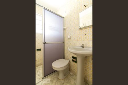 Casa para alugar com 100m², 2 quartos e sem vagaBanheiro 
