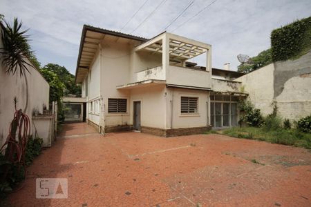 Casa à venda com 500m², 4 quartos e 8 vagasÁrea Externa