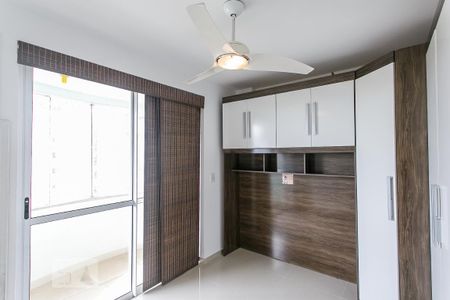 Apartamento à venda com 78m², 2 quartos e 2 vagasSuíte