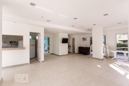 Apartamento à venda com 78m², 2 quartos e 2 vagasSalão de festas