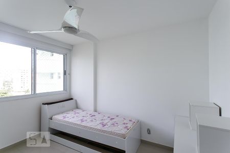 Apartamento à venda com 78m², 2 quartos e 2 vagasQuarto