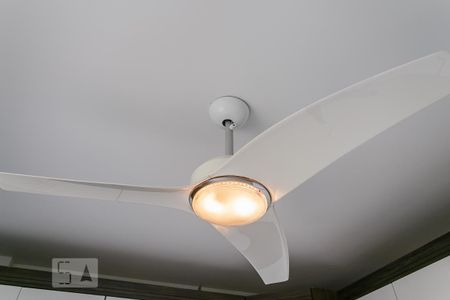 Apartamento à venda com 78m², 2 quartos e 2 vagasDetalhe